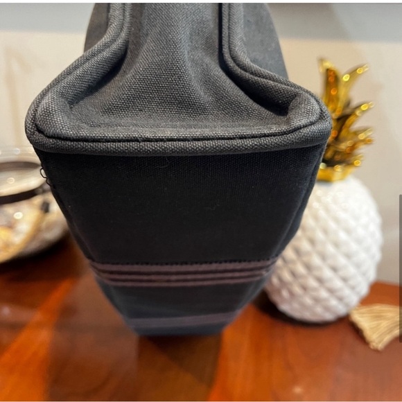 Hermes canvas Tote EUC - Picture 4 of 10